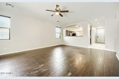 2625 W Beverly Road W, Phoenix, AZ 85041 - Photo 9