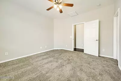 2625 W Beverly Road W, Phoenix, AZ 85041 - Photo 17