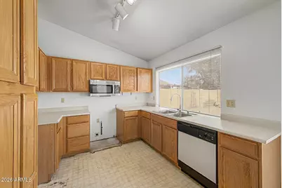 1621 E Darrel Road, Phoenix, AZ 85042 - Photo 11