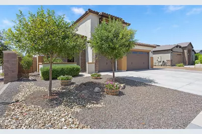 17241 W Alice Avenue, Waddell, AZ 85355 - Photo 9