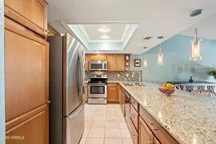 4247 E Ahwatukee Dr, Phoenix, AZ 85044 - Photo 13