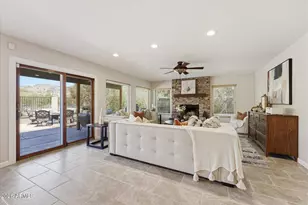 2239 E Taxidea Way, Phoenix, AZ 85048 - Photo 15