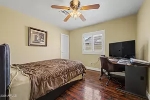 11915 N 79th Ave, Peoria, AZ 85345 - Photo 25