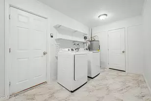 2846 W Villa Rita Dr, Phoenix, AZ 85053 - Photo 27