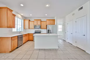 2237 N 135th Dr, Goodyear, AZ 85395 - Photo 3