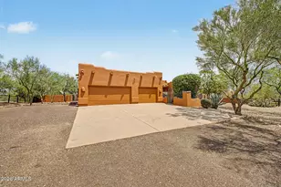 14530 E Peak View Rd, Scottsdale, AZ 85262 - Photo 3