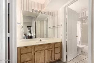 1633 E Lakeside Dr, Gilbert, AZ 85234 - Photo 15