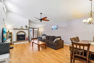 2936 W Juniper Ave, Phoenix, AZ 85053 - Photo 9