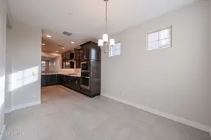 12402 W Cassia Trail, Peoria, AZ 85383 - Photo 11