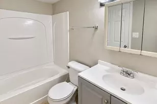 1130 E Butler Dr, Phoenix, AZ 85020 - Photo 15