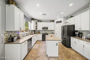 1829 E Beverly Rd, Phoenix, AZ 85042 - Photo 9