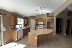 42589 W Venture Rd, Maricopa, AZ 85138 - Photo 9