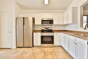 19002 N Toledo Ave, Maricopa, AZ 85138 - Photo 5