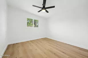3850 E Poinsettia Dr, Phoenix, AZ 85028 - Photo 25