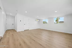 3850 E Poinsettia Dr, Phoenix, AZ 85028 - Photo 29