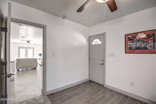 3135 N 34th St, Phoenix, AZ 85018 - Photo 23