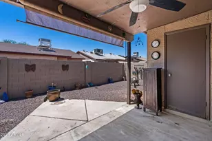 421 E Behrend Dr E, Phoenix, AZ 85024 - Photo 21