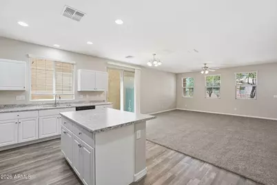 3721 S 54th Lane, Phoenix, AZ 85043 - Photo 9