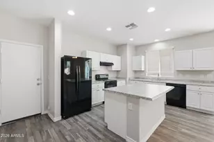 3721 S 54th Ln, Phoenix, AZ 85043 - Photo 11