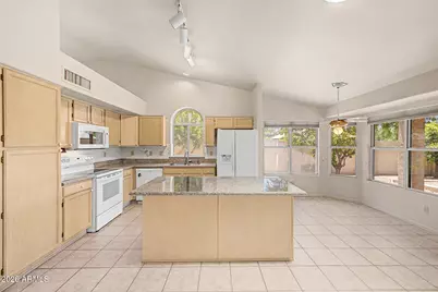 1358 N Sailors Way, Gilbert, AZ 85234 - Photo 15