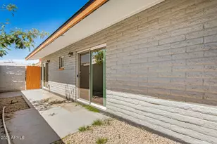 1118 S McClintock Dr, Tempe, AZ 85281 - Photo 3