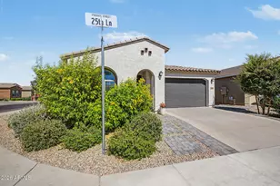 5913 S 25th Ln, Phoenix, AZ 85041 - Photo 9