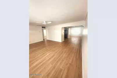9011 S 7th Avenue, Phoenix, AZ 85041 - Photo 9