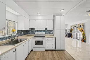 10701 N 99th Ave, Peoria, AZ 85345 - Photo 9