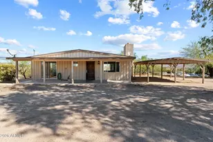 692 W Wickenburg Way, Wickenburg, AZ 85390 - Photo 1