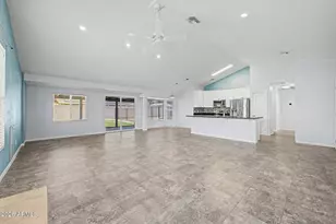 8556 W Charter Oak Rd, Peoria, AZ 85381 - Photo 7