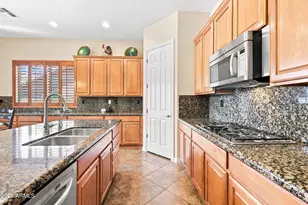 38804 N Courage Ct, Anthem, AZ 85086 - Photo 11