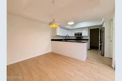 237 W Denton Lane, Phoenix, AZ 85013 - Photo 29