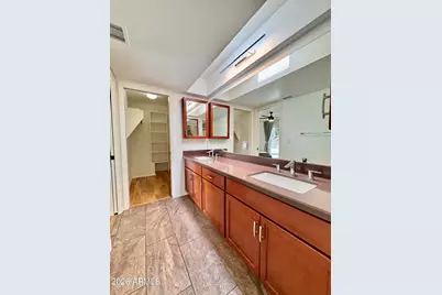 237 W Denton Lane, Phoenix, AZ 85013 - Photo 35