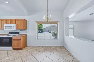 15962 W Acapulco Ln, Surprise, AZ 85379 - Photo 11