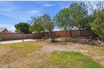 7754 W Marlette Avenue, Glendale, AZ 85303 - Photo 37