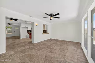 2240 W Paradise Dr, Phoenix, AZ 85029 - Photo 27