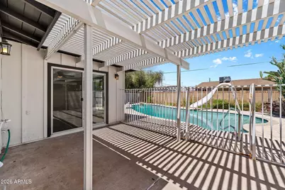 2240 W Paradise Drive, Phoenix, AZ 85029 - Photo 35