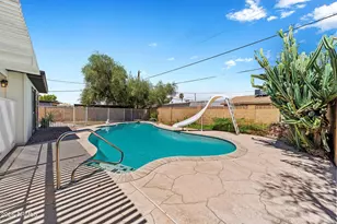 2240 W Paradise Dr, Phoenix, AZ 85029 - Photo 31