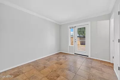 2240 W Paradise Drive, Phoenix, AZ 85029 - Photo 11
