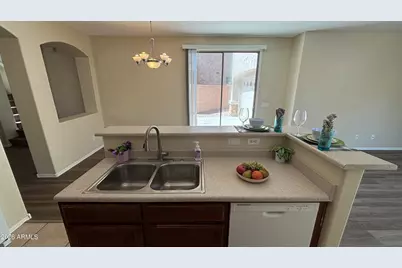 3899 S Cricket Drive, Gilbert, AZ 85297 - Photo 7