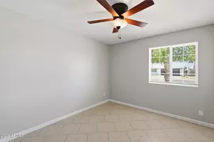 4219 W Las Palmaritas Dr, Phoenix, AZ 85051 - Photo 7