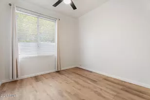 6915 W Blackhawk Dr, Glendale, AZ 85308 - Photo 11