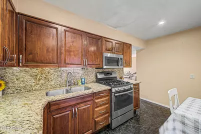 6909 W Wolf Street, Phoenix, AZ 85033 - Photo 13