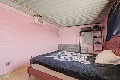 6909 W Wolf Street, Phoenix, AZ 85033 - Photo 15