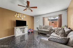 6909 W Wolf St, Phoenix, AZ 85033 - Photo 7