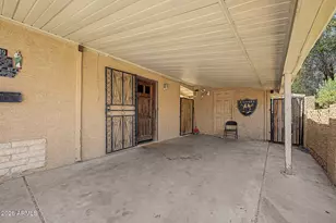 6909 W Wolf St, Phoenix, AZ 85033 - Photo 3