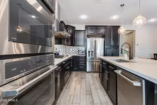 3865 E Loma Vista St, Gilbert, AZ 85295 - Photo 13