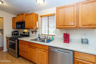 5052 S San Juan Avenue, Sierra Vista, AZ 85650 - Photo 9