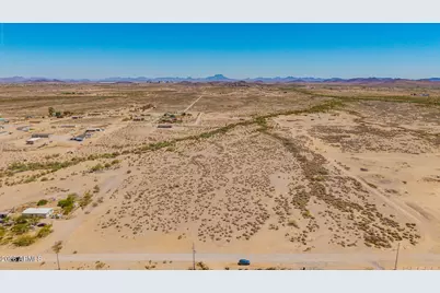 38500 W Willetta Street #-, Tonopah, AZ 85354 - Photo 3