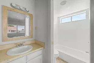 414 E Linda Ln, Gilbert, AZ 85234 - Photo 17